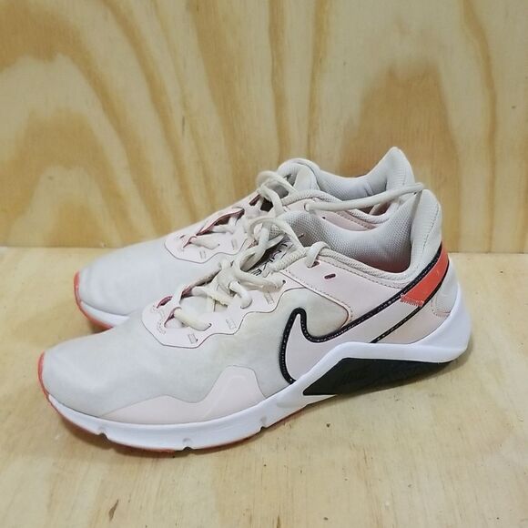 NIKE Womens Legend Essential 2 Shoes Sneakers Running sz 8 - Picture 2 of 9